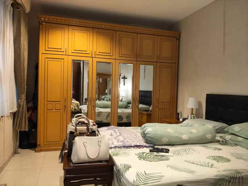dijual rumah bagus di pulomas jakarta timur jakarta
