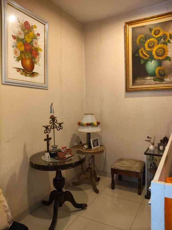 dijual rumah bagus di pulomas jakarta timur jakarta