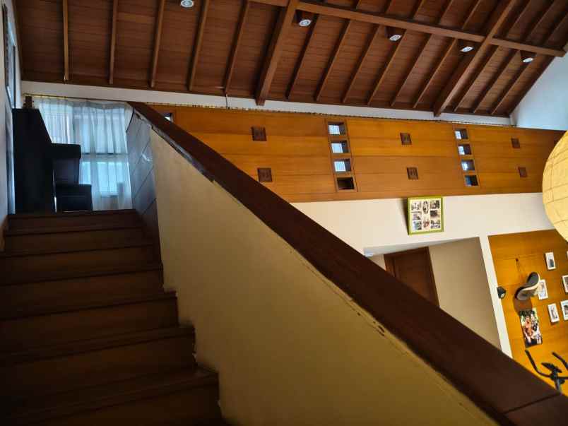 dijual rumah bagus di pulomas jakarta timur jakarta