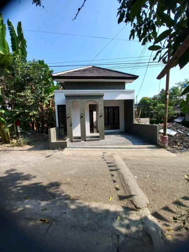 dijual rumah bangunjiwo