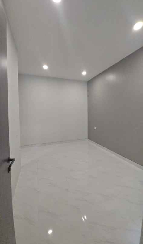 dijual rumah baruk
