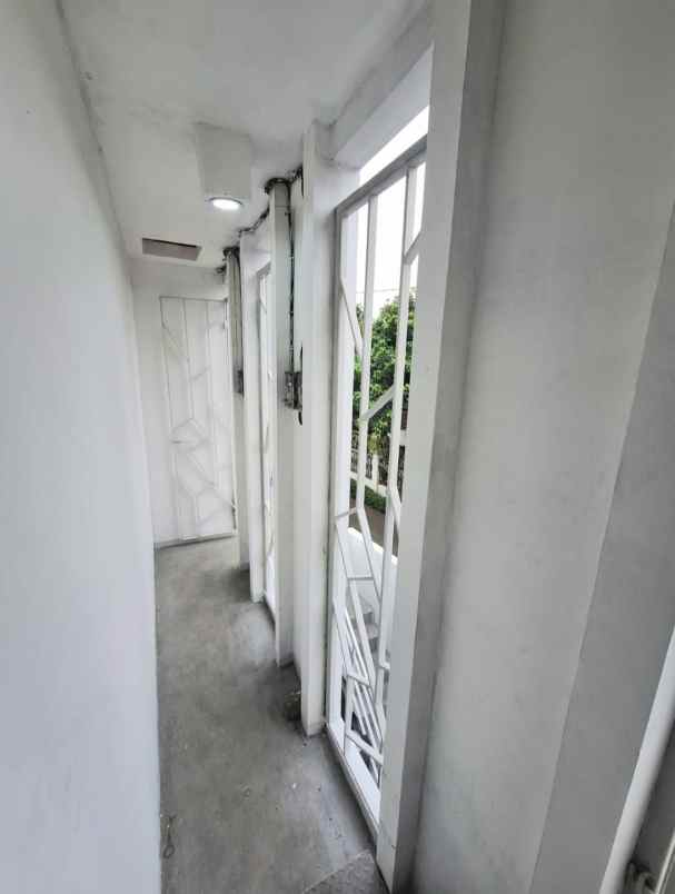 dijual rumah bintaro