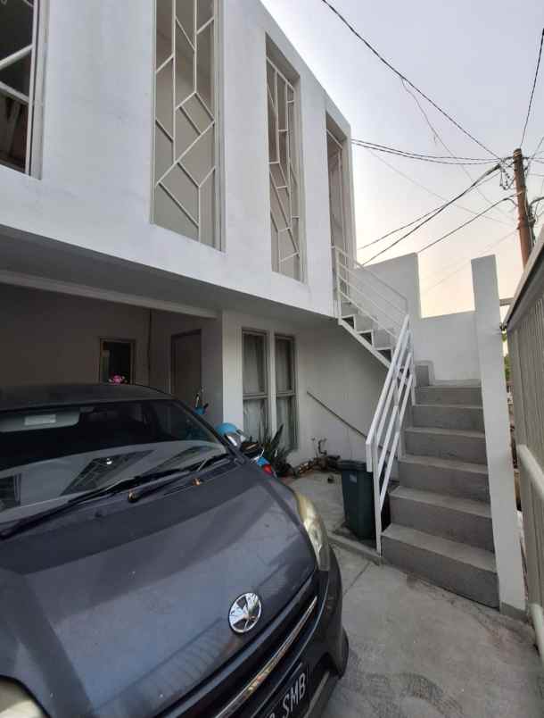 dijual rumah bintaro
