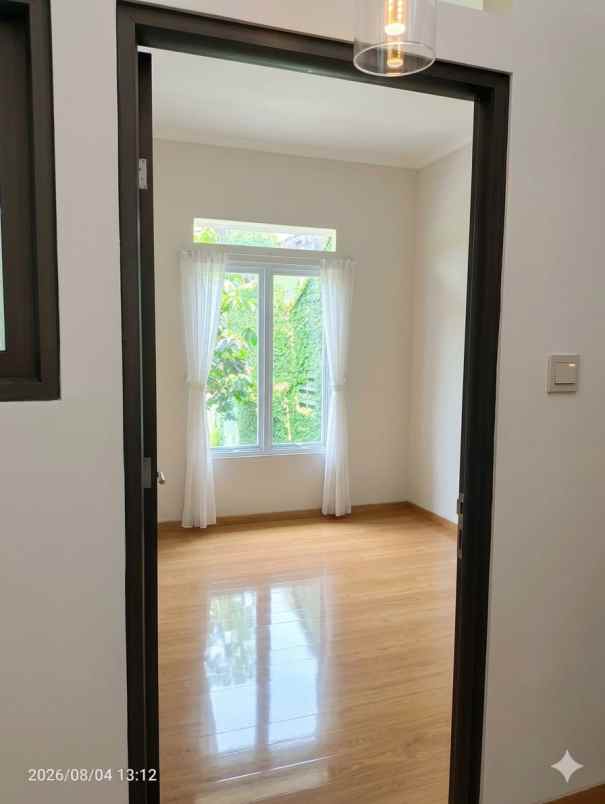 dijual rumah bumi puspitek asri