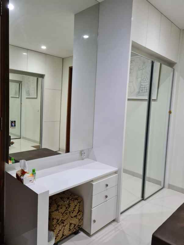 dijual rumah cempaka putih timur