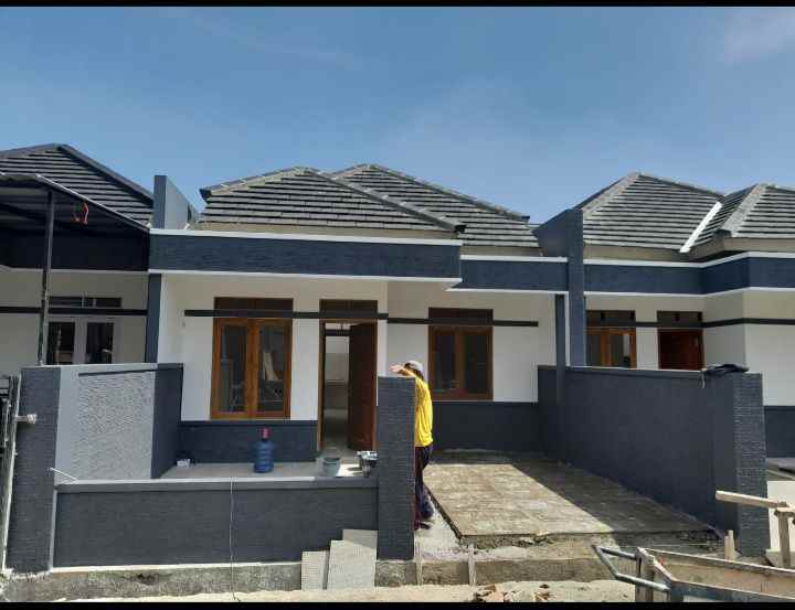dijual rumah ciborerang katapang