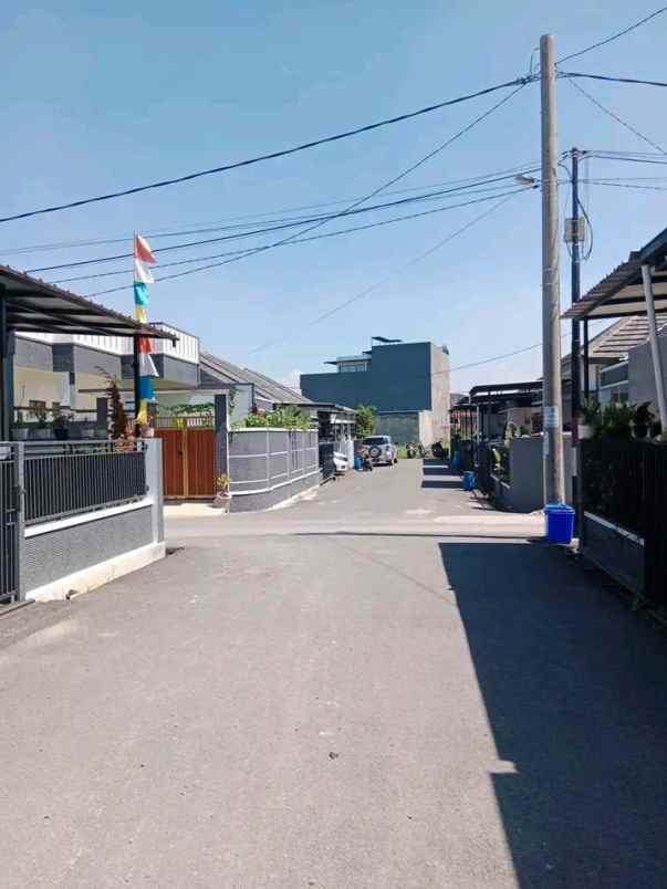 dijual rumah ciborerang katapang