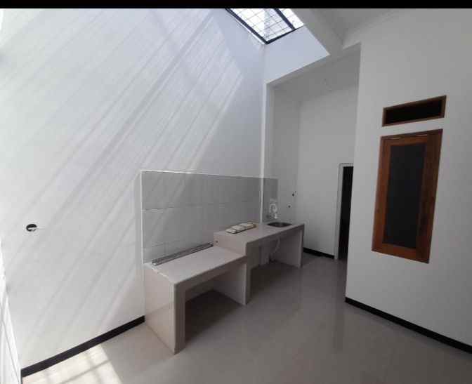 dijual rumah ciborerang katapang