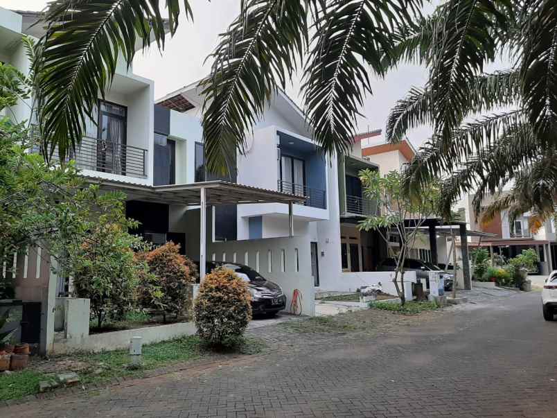 dijual rumah cibubur