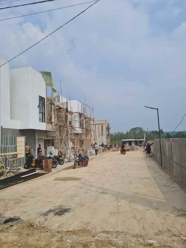 dijual rumah cikarawang