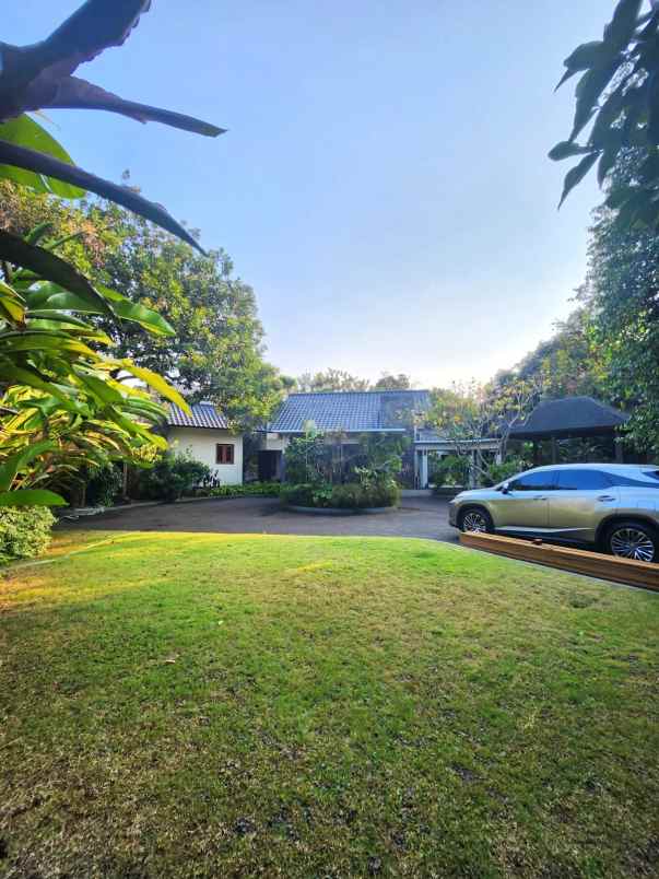 dijual rumah cilandak barat