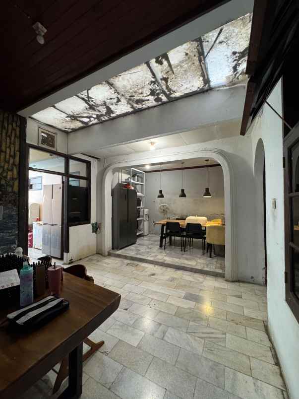 dijual rumah cinere estate