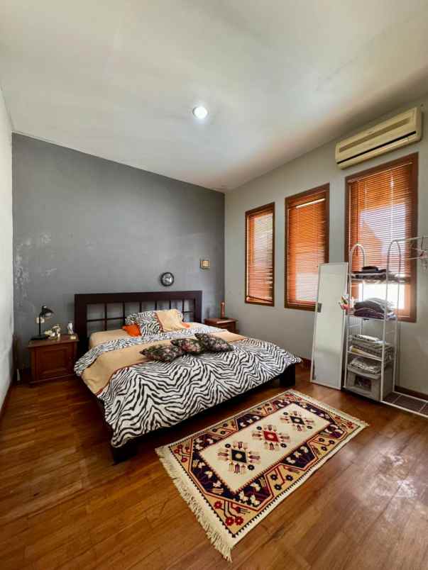 dijual rumah cinere estate blok a