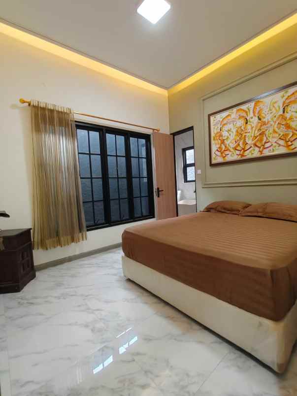 dijual rumah cipayung jakarta timur