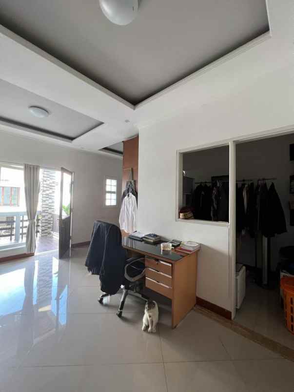 dijual rumah ciputat