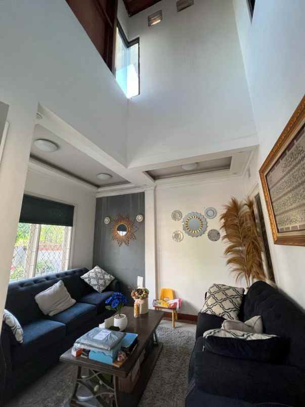 dijual rumah ciputat