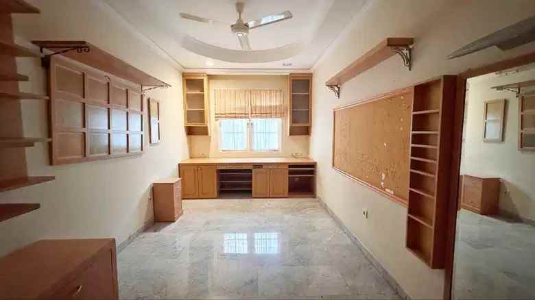 dijual rumah ciputat