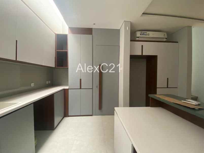 dijual rumah cireundeu