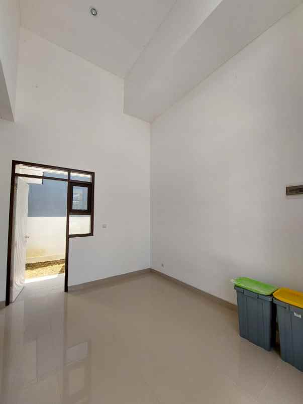 dijual rumah citra garden malang baru