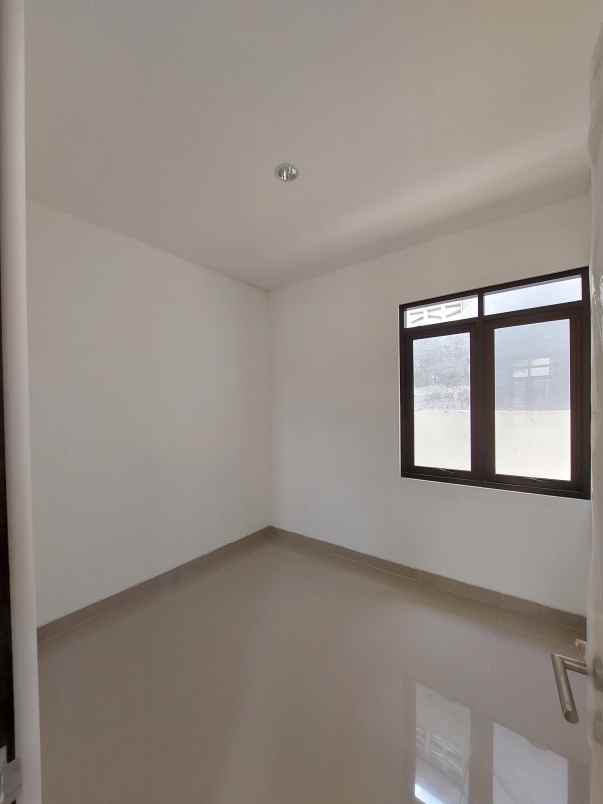 dijual rumah citra garden malang baru