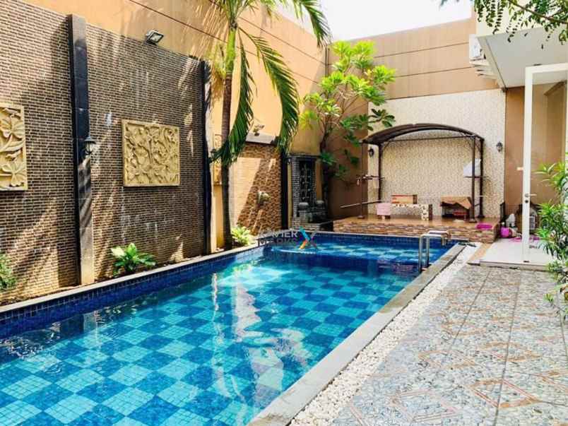 dijual rumah citraland bukit golf