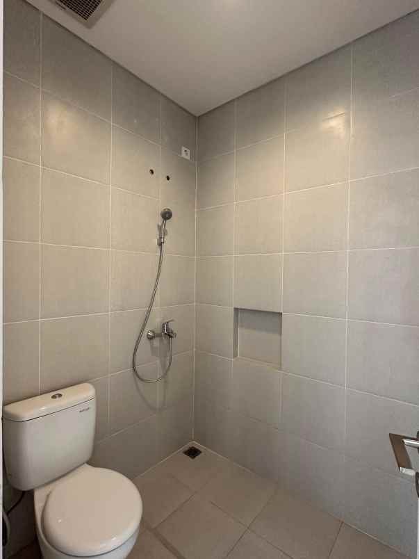 dijual rumah citraland puncak tidar