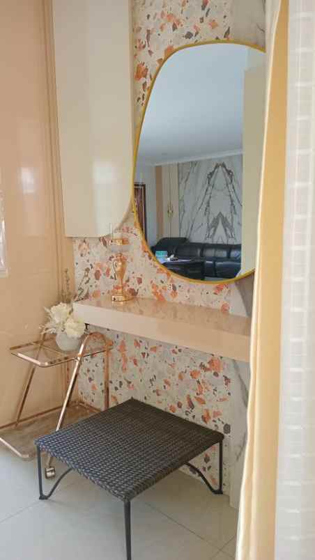 dijual rumah cluster anapuri podomoroparka