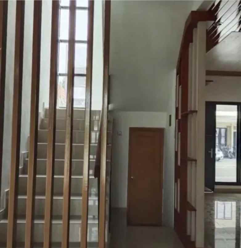 dijual rumah cluster asera harapan indah