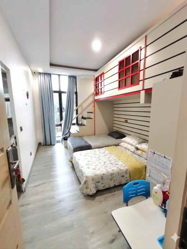dijual rumah cluster lantana jgc
