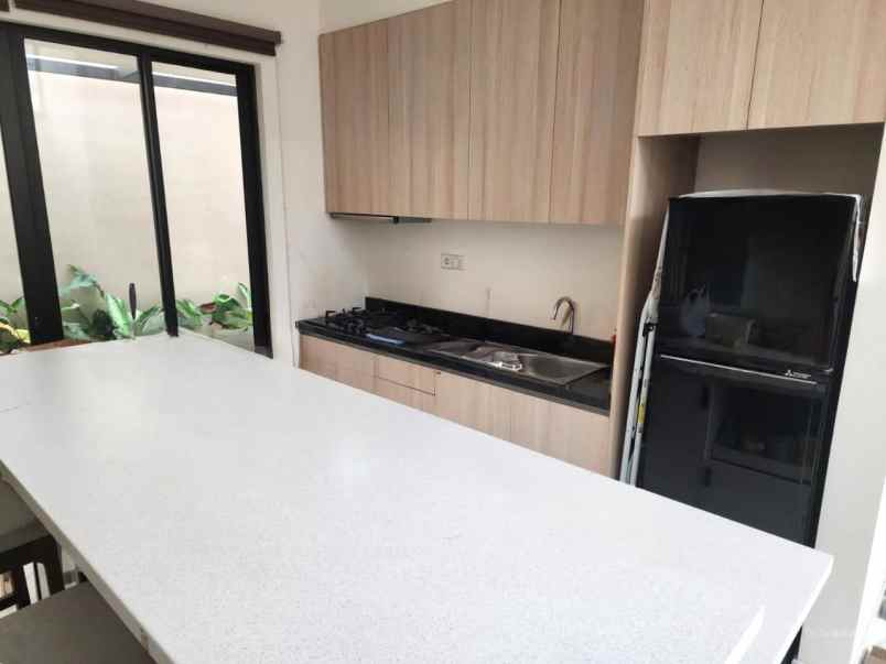 dijual rumah cluster matana asya jgc