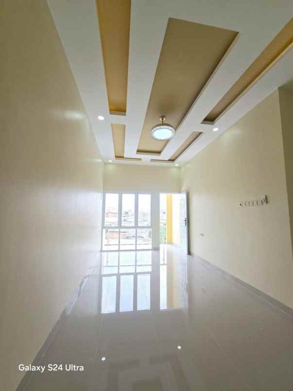 dijual rumah cluster permata harapan baru