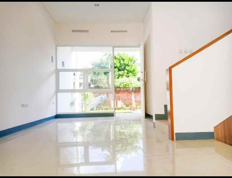 dijual rumah cluster sembrani residence