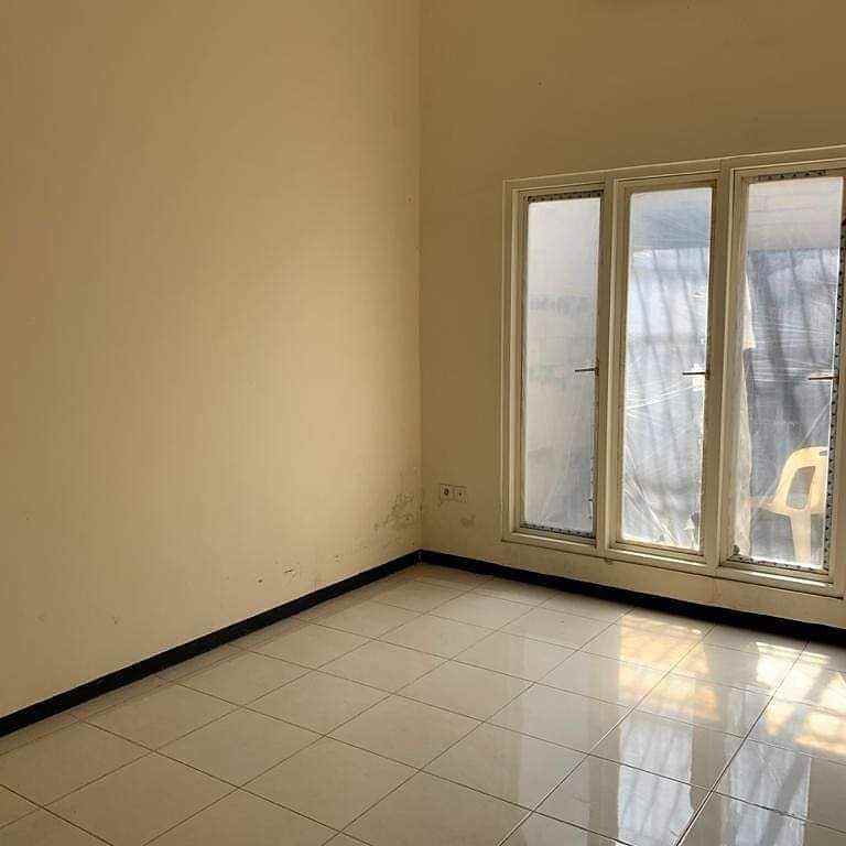 dijual rumah delta tiata deltasari