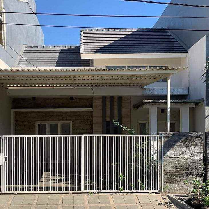 dijual rumah delta tiata deltasari