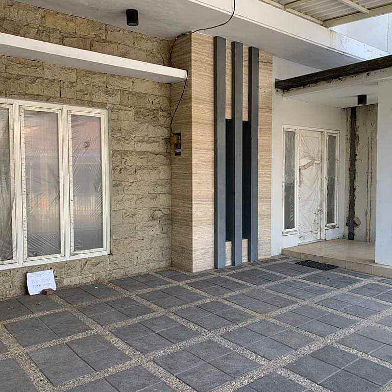 dijual rumah delta tiata deltasari