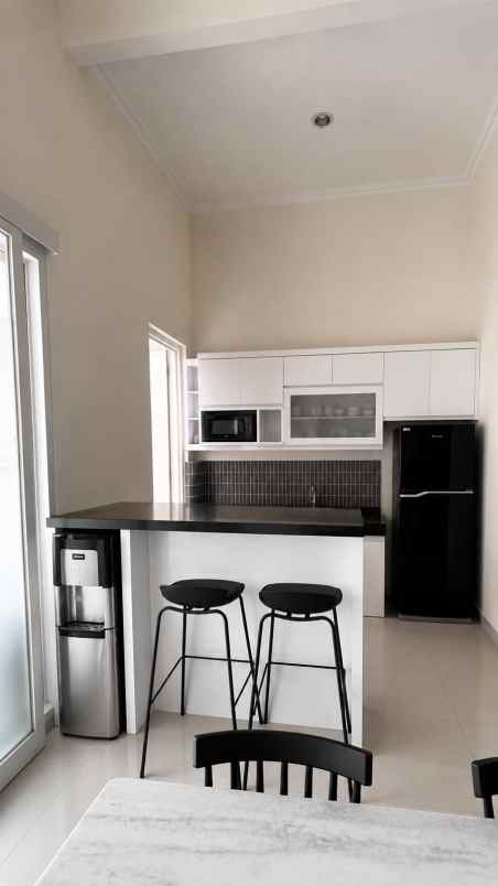 dijual rumah di cluster graha padma semarang