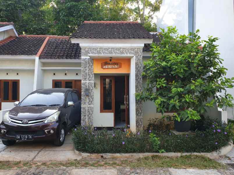 dijual rumah di patuk jogja