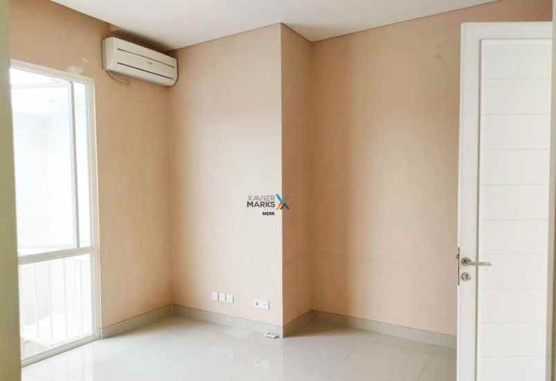 dijual rumah di perumahan griya galaxy baru terawat