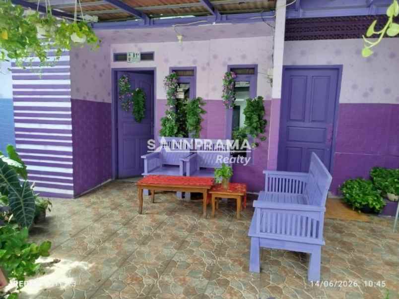 dijual rumah diapit 2 akses tol di pancoran mas depok
