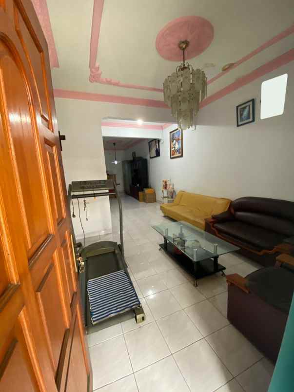 dijual rumah duren sawit
