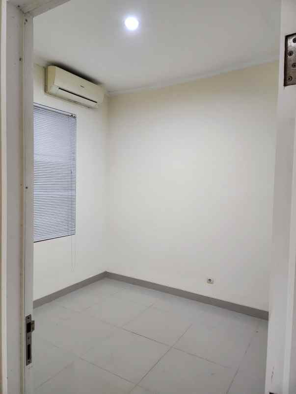 dijual rumah gaia residence