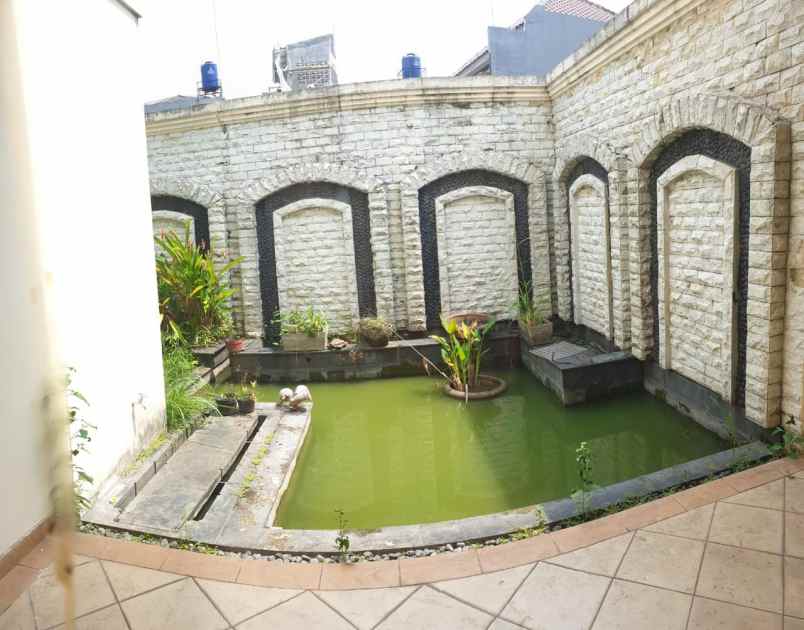 dijual rumah galaxy