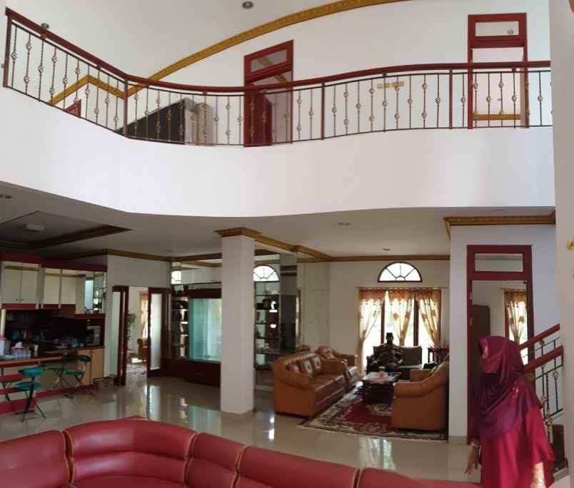 dijual rumah galaxy