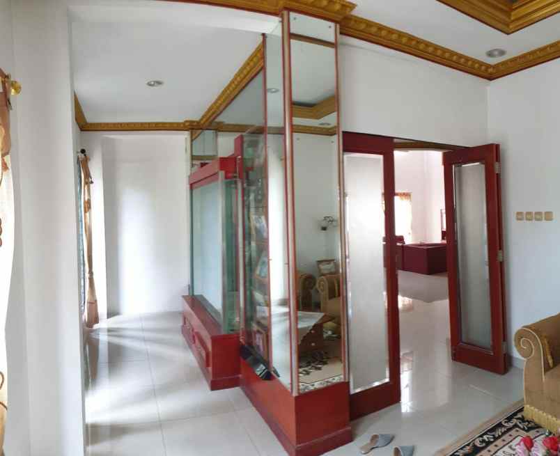 dijual rumah galaxy