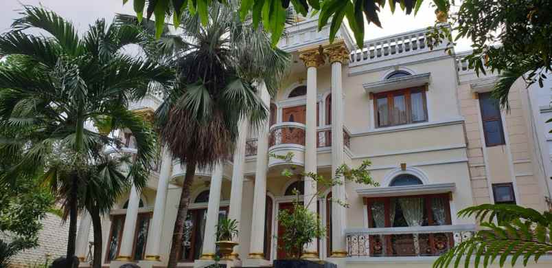 dijual rumah galaxy