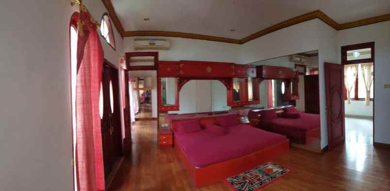 dijual rumah galaxy