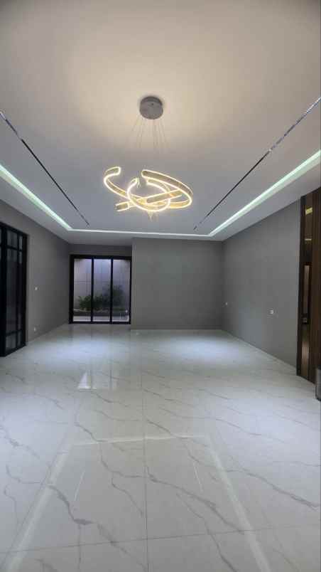 dijual rumah galaxy bumi permai