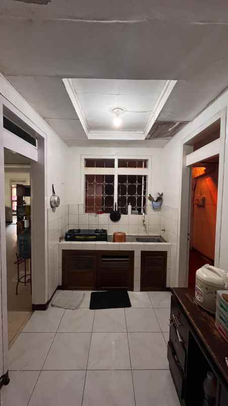 dijual rumah gayung kebonsari injoko