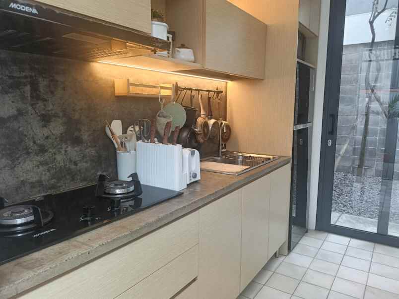 dijual rumah gegerkalong permai