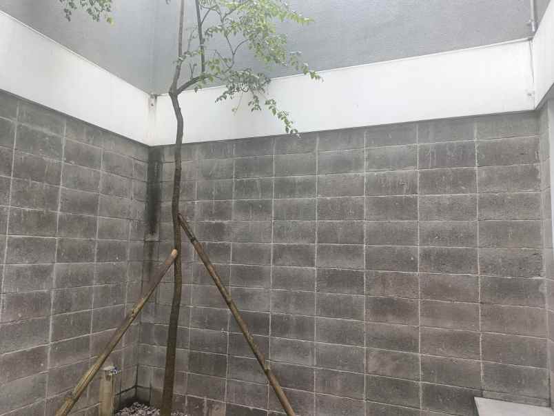 dijual rumah gegerkalong permai